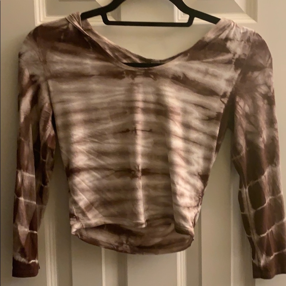 Long sleeved brown hooded crop top